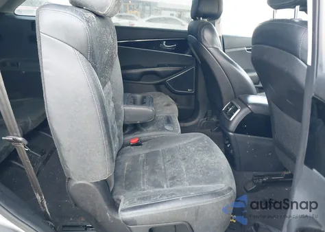 2016 Kia Sorento 3.3L Sx z USA, uszkodzony, nr VIN 5XYPK4A59GG037756